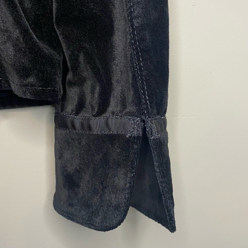 White House Black Market Black Velvet Blazer - Picture 3 of 13